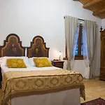 Oda ve Kahvaltı Casa Go'el 4*
