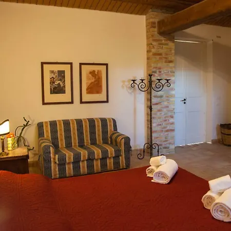 Casa Go'el